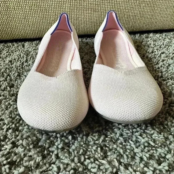 Rothy’s light pink round toe flats Size 11 - Picture 2 of 8